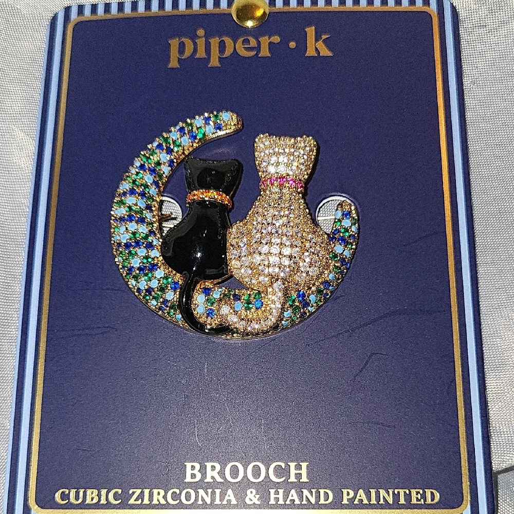Piper L Black and Gold Cat Brooch Brand New On Card Ta M